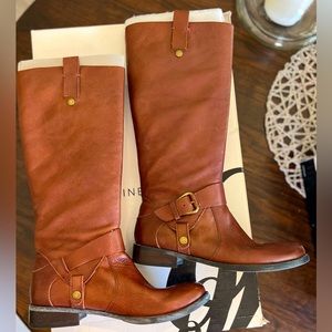 Nine West Cognac Brown Low Heel Boots size 9m